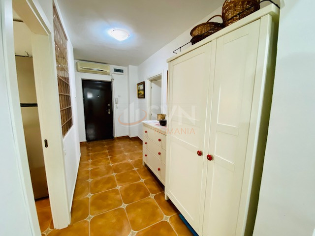 Apartament, 3 camere Bucuresti/Calea Calarasilor