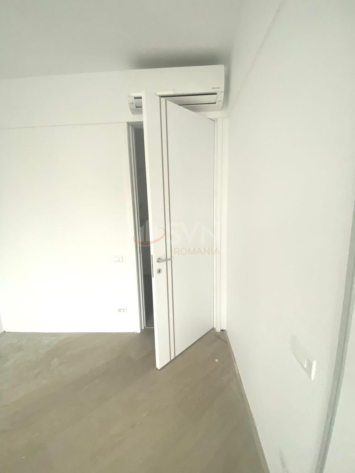Apartament, 3 camere Bucuresti/Vacaresti