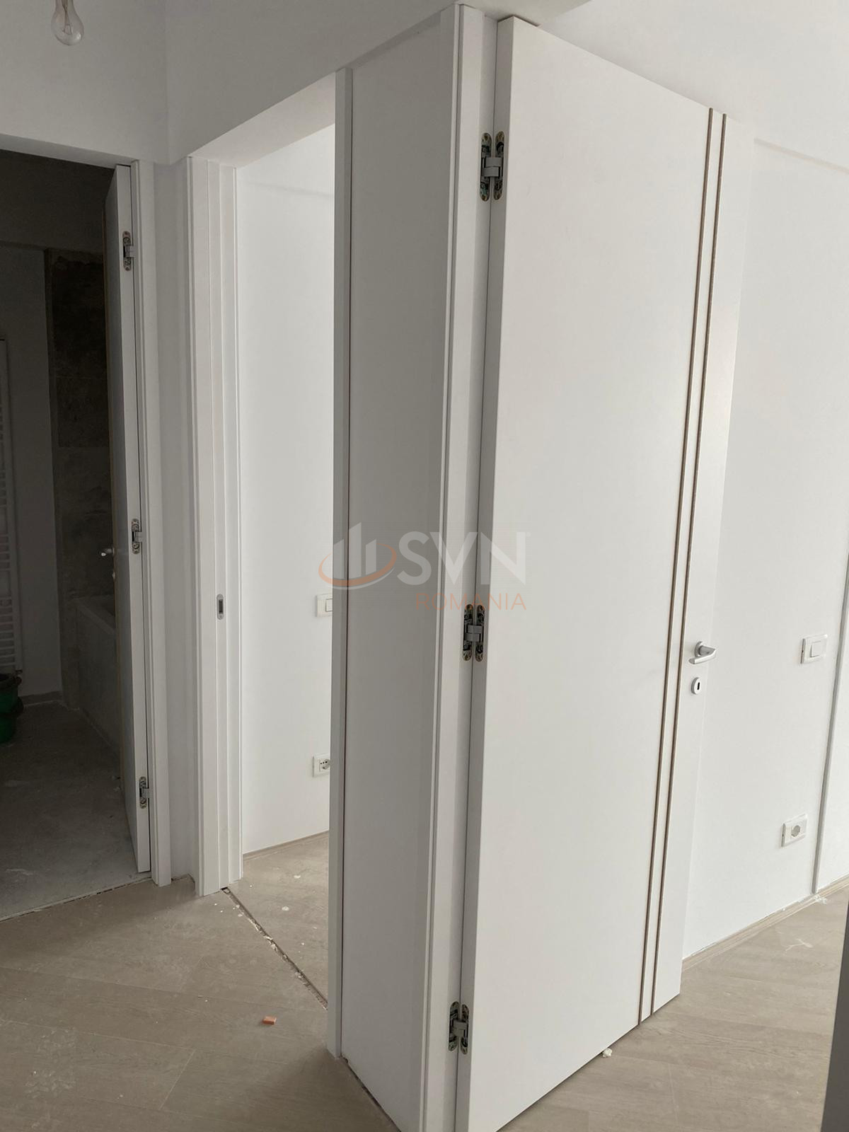 Apartament, 3 camere Bucuresti/Vacaresti