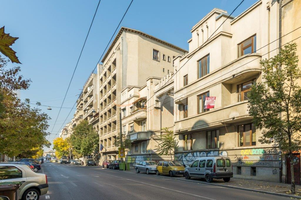 Apartament, 3 camere Bucuresti/Dacia