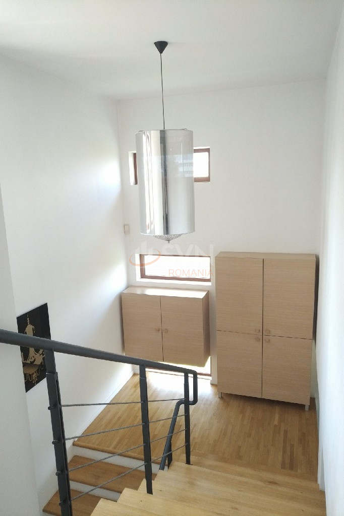 Apartament, 3 camere Cluj/Andrei Muresanu