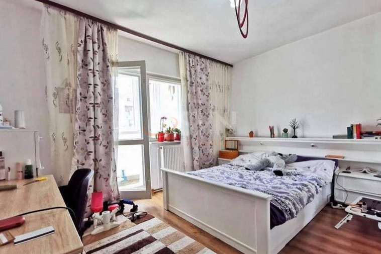 Apartament, 3 camere Cluj/Manastur