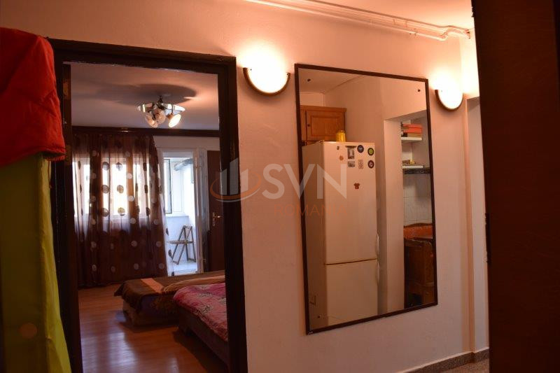 Apartament, 3 camere Bucuresti/Giulesti