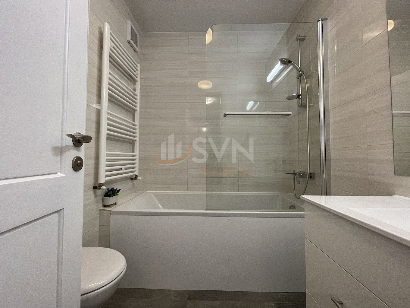 Apartament, 3 camere Cluj/Intre Lacuri