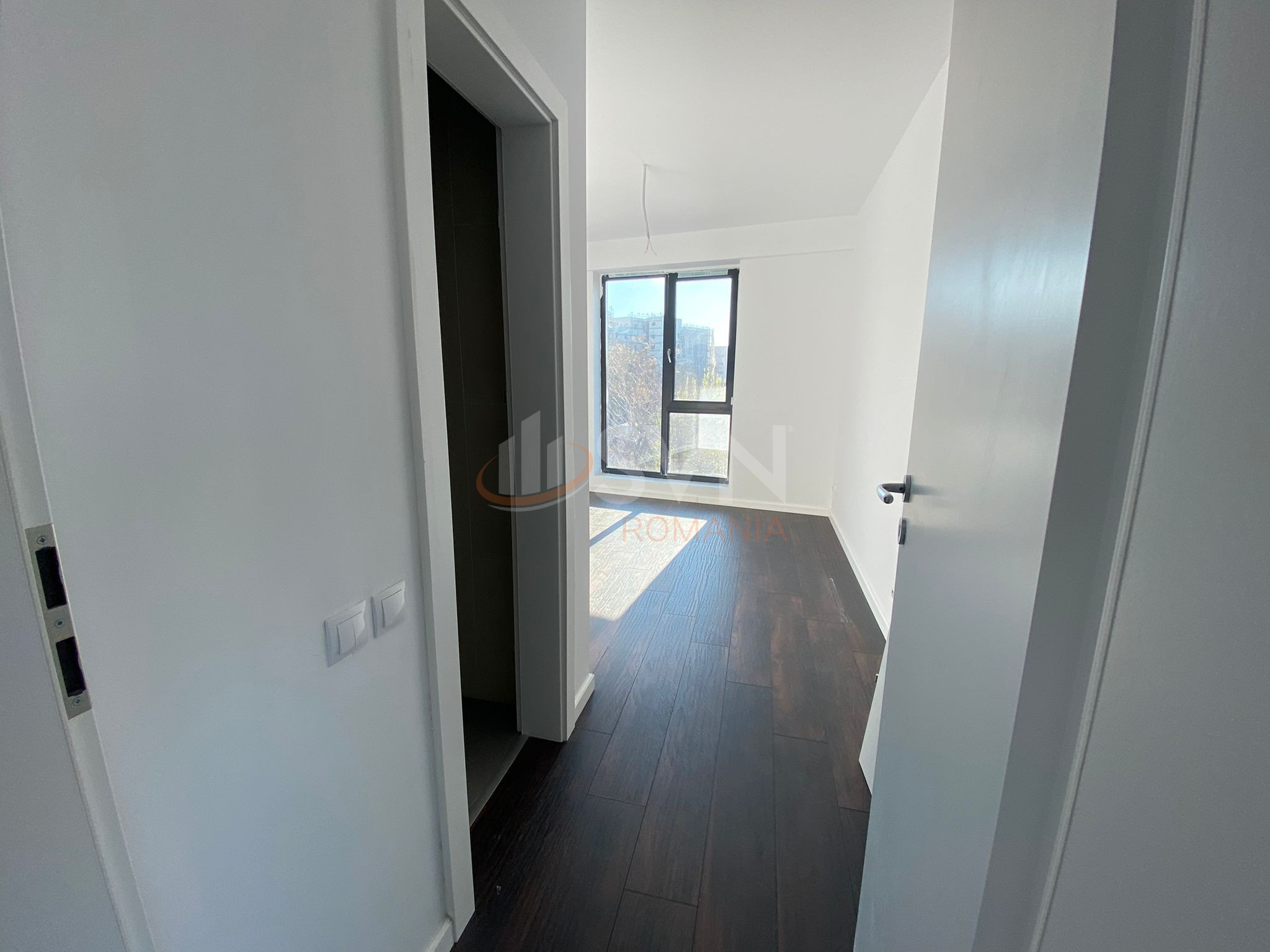 Apartament, 3 camere Bucuresti/Calea Calarasilor