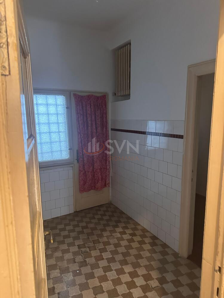 Apartament, 3 camere Bucuresti/Calea Victoriei