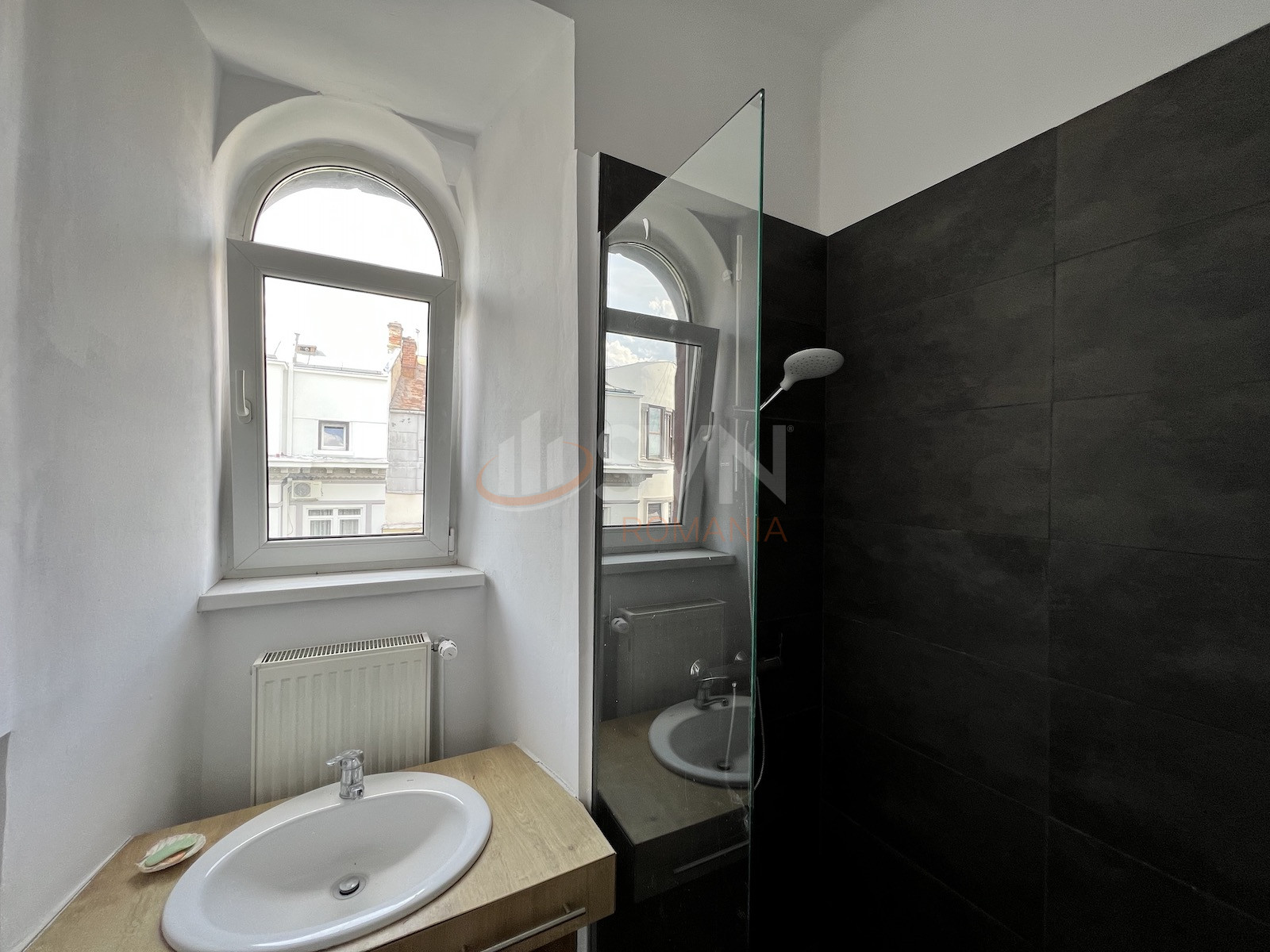 Apartament, 3 camere Bucuresti/Romana