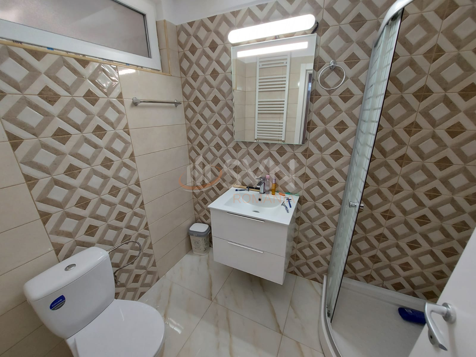 Apartament, 3 camere Bucuresti/Jiului