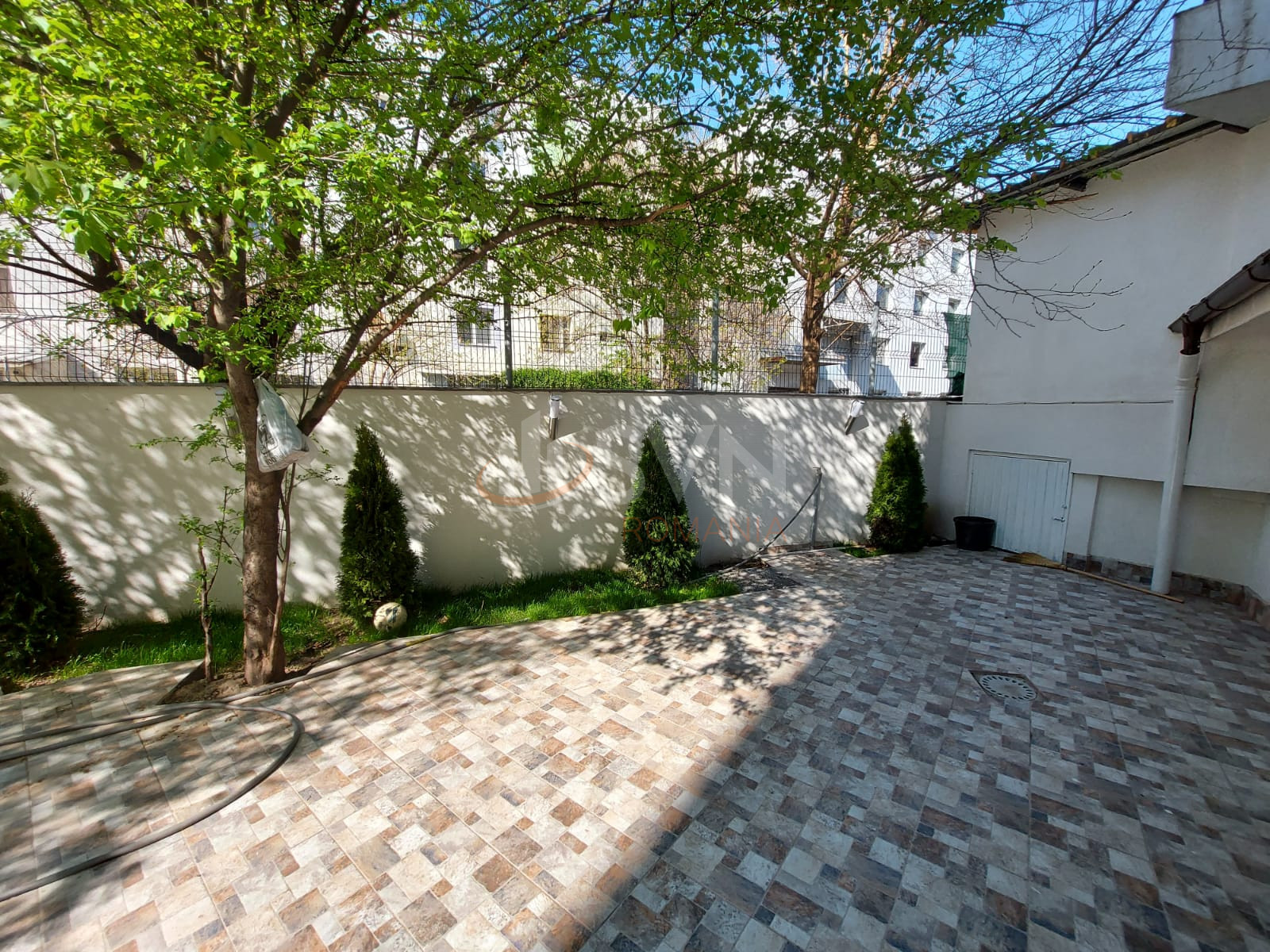 Apartament, 3 camere Bucuresti/Jiului