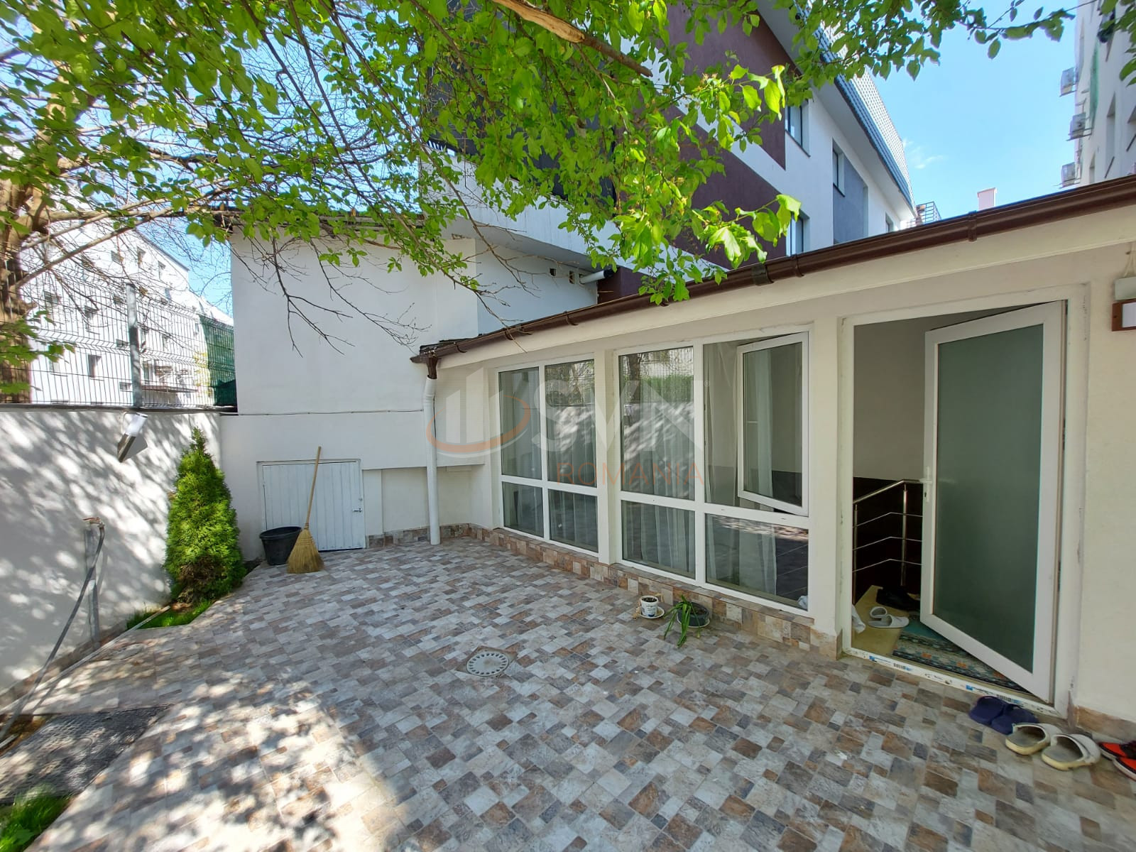Apartament, 3 camere Bucuresti/Jiului
