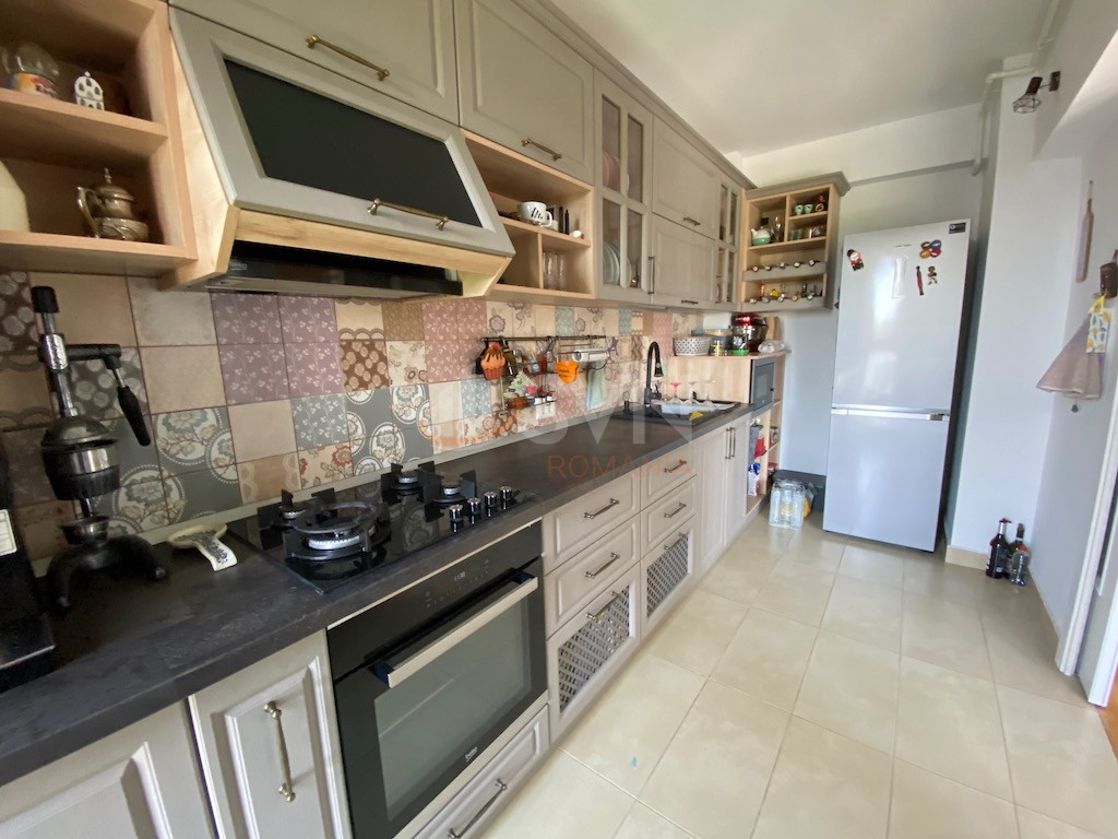 Apartament, 3 camere Bucuresti/Sisesti