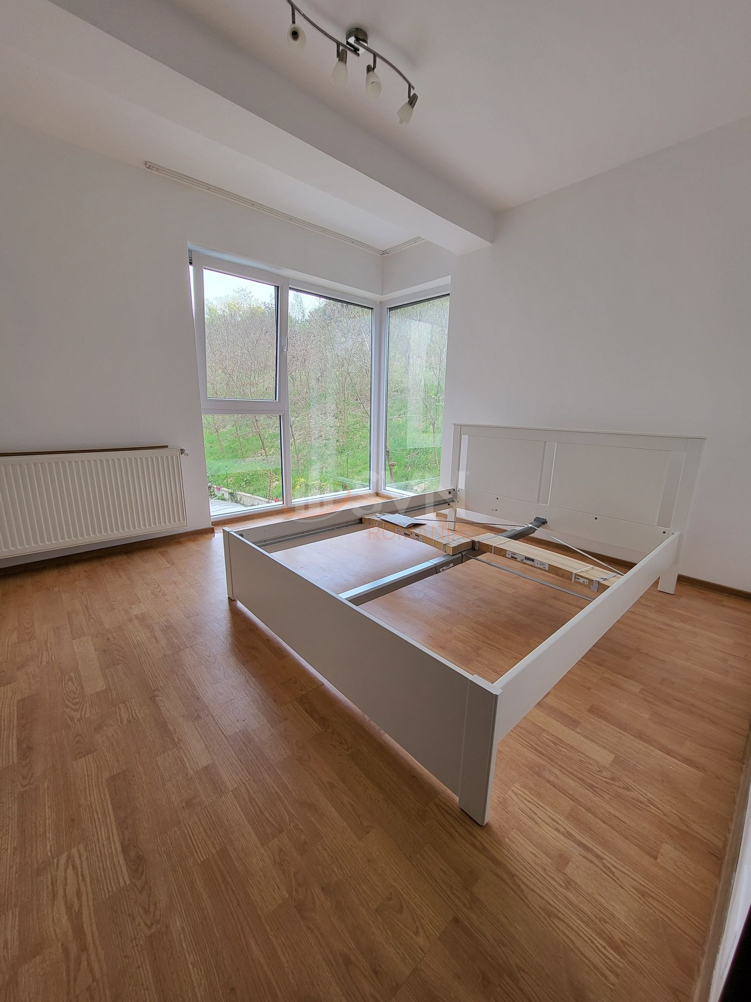 Apartament, 3 camere Cluj/Manastur