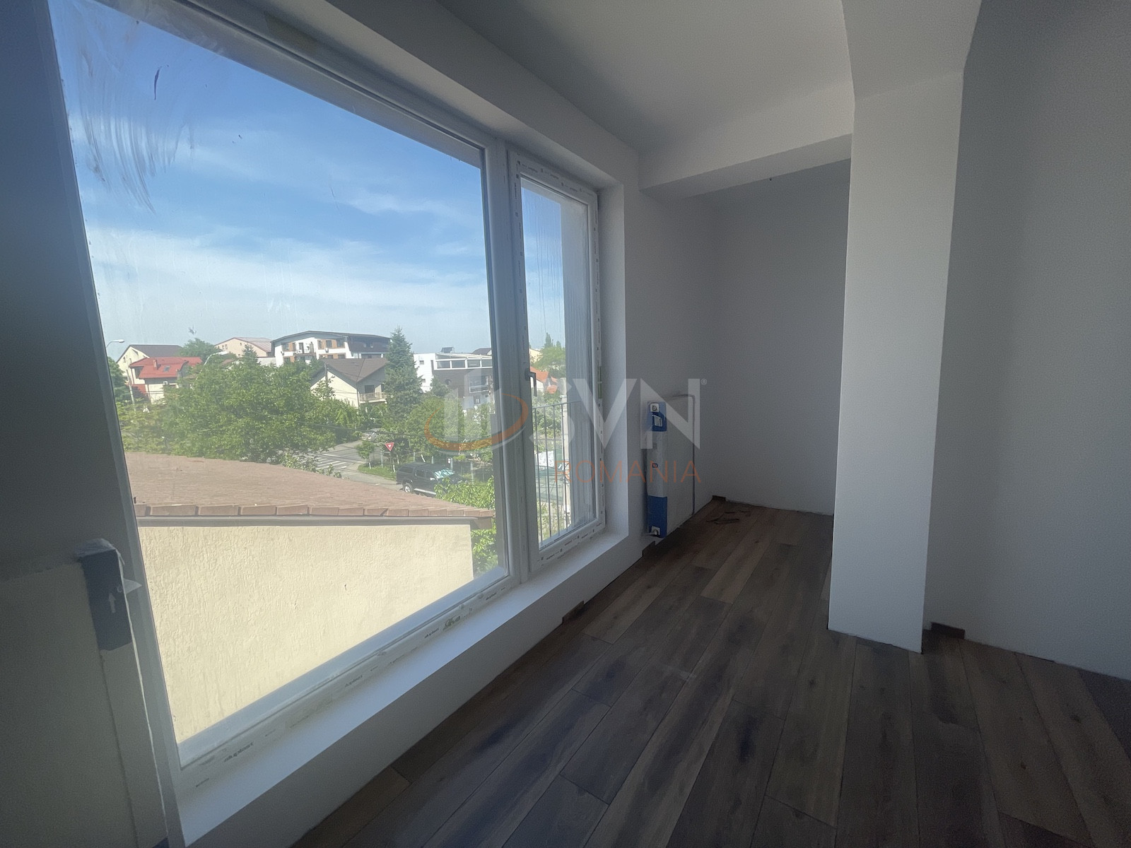 Apartament, 3 camere Bucuresti/Damaroaia