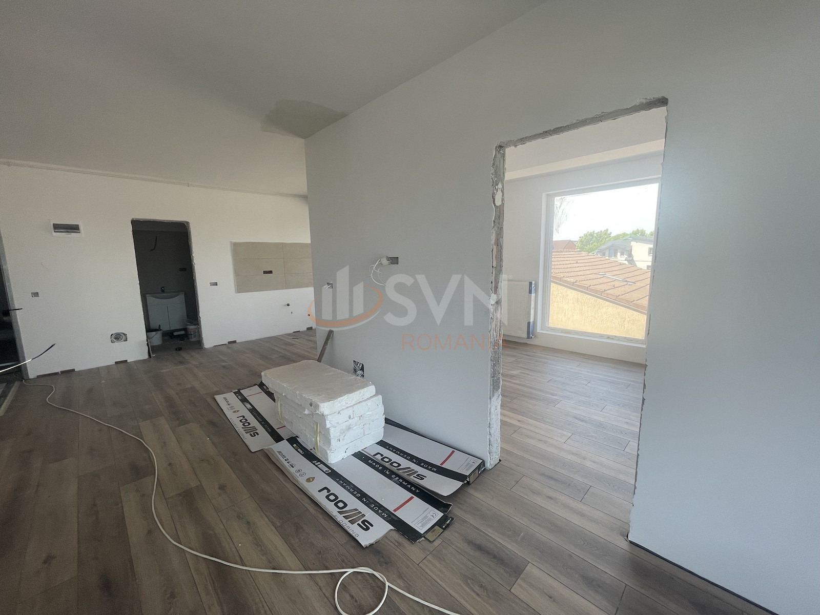 Apartament, 3 camere Bucuresti/Damaroaia