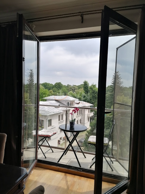 Apartament, 3 camere Bucuresti/Piata Victoriei