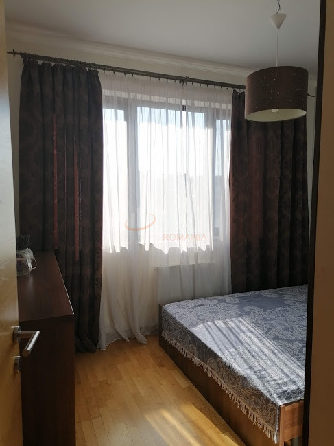 Apartament, 3 camere Bucuresti/Piata Victoriei