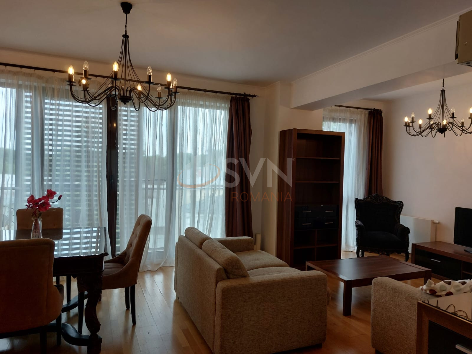 Apartament, 3 camere Bucuresti/P-ta Victoriei