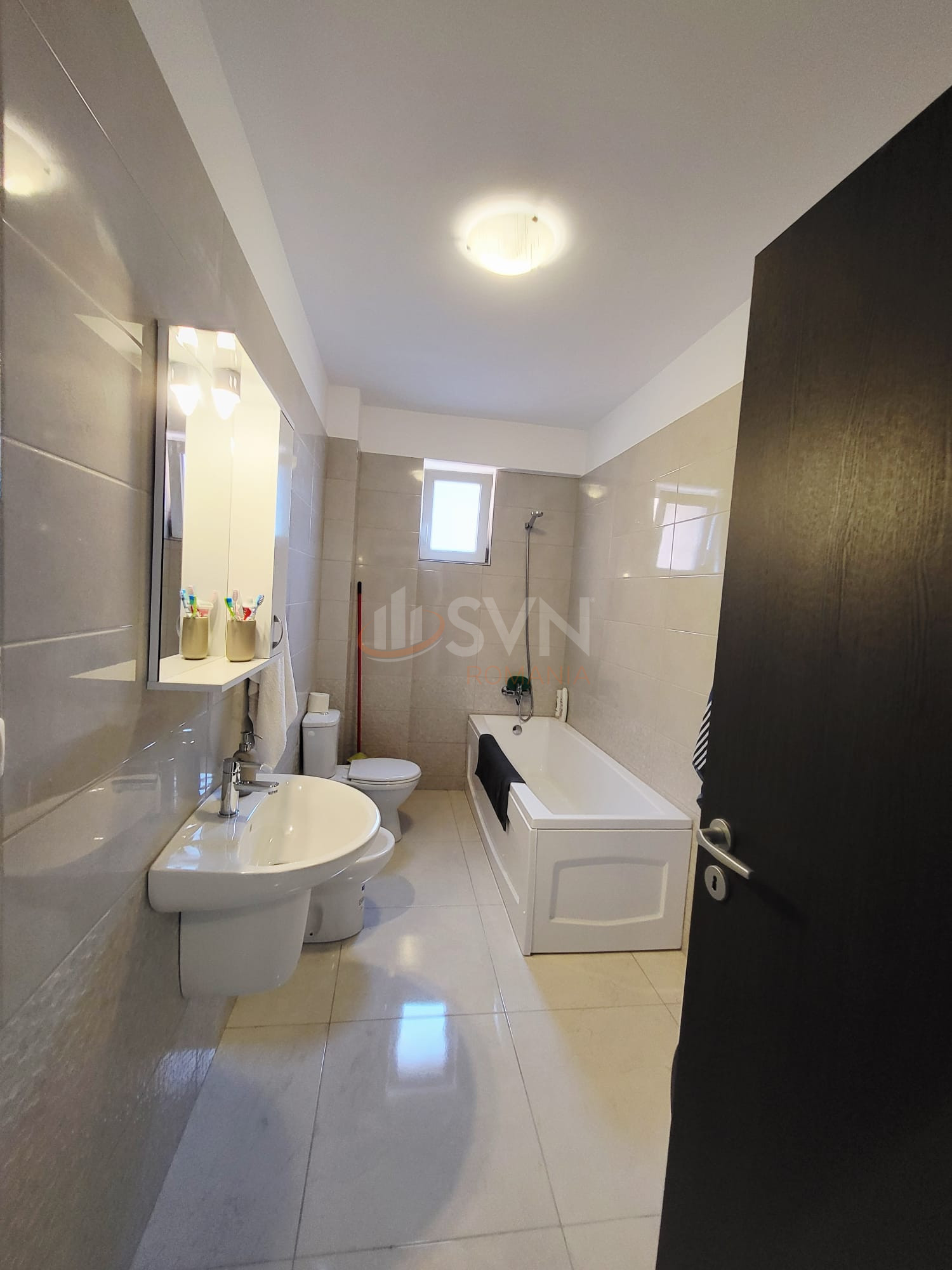 Apartament, 3 camere Ilfov/Rosu