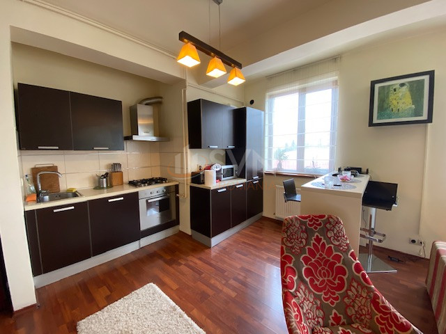 Apartament, 3 camere Bucuresti/1 Mai