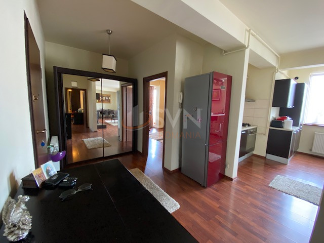 Apartament, 3 camere Bucuresti/1 Mai