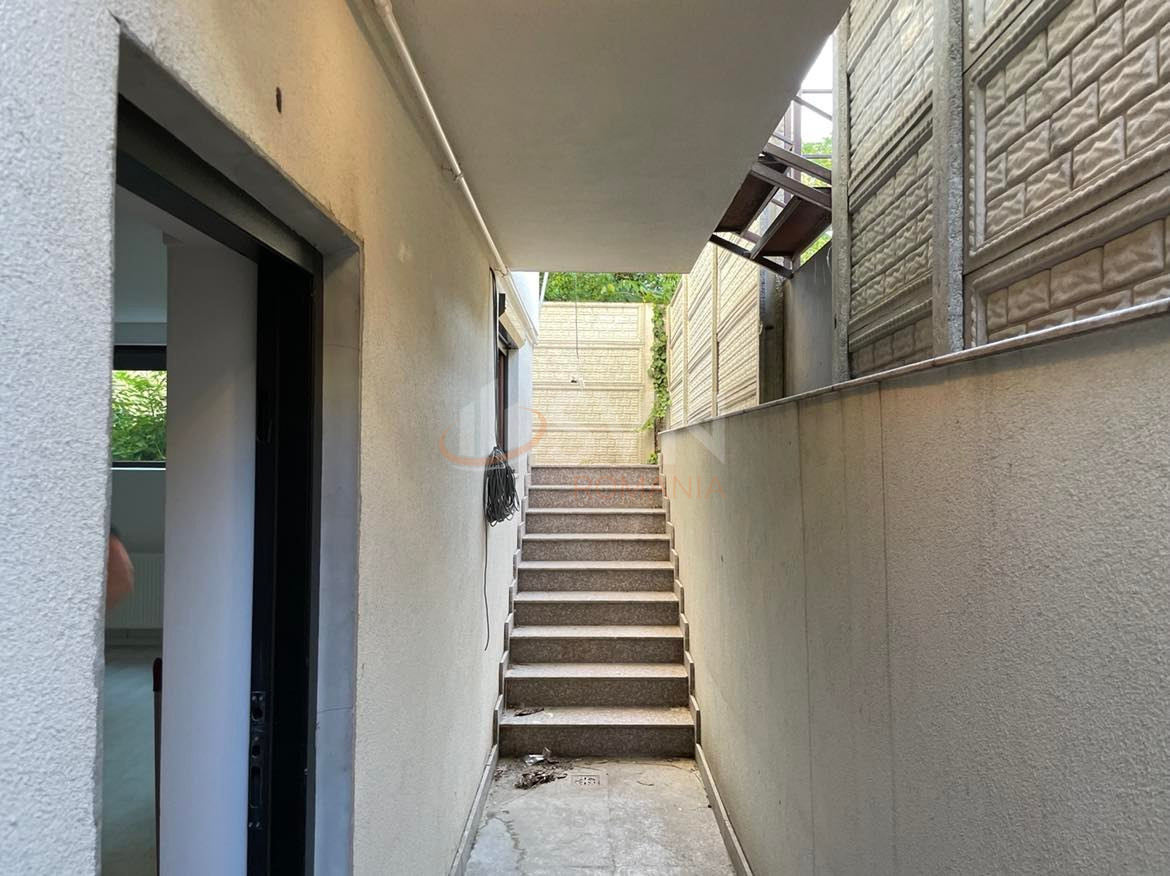 Apartament, 3 camere Bucuresti/1 Mai