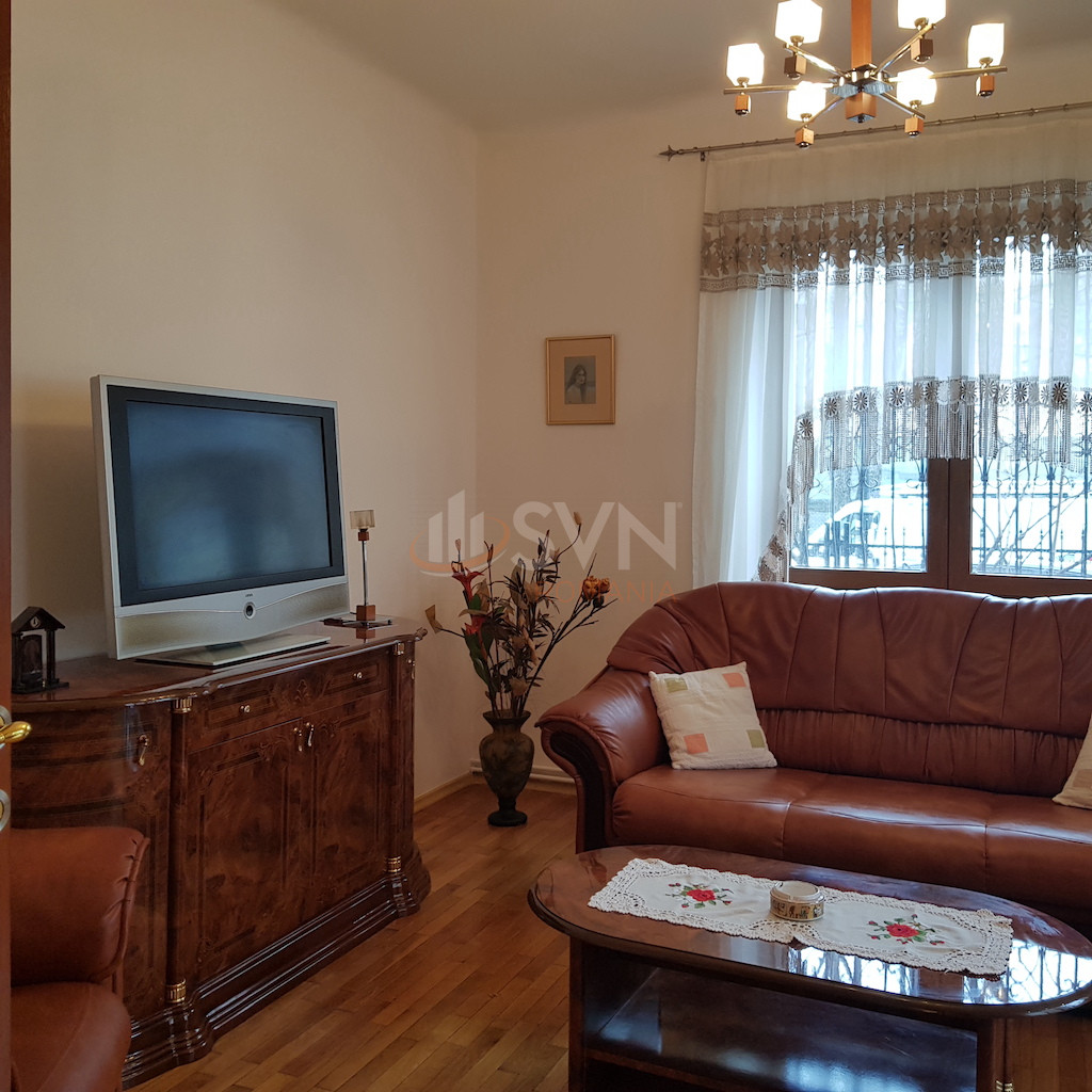 Apartament, 3 camere Bucuresti/Piata Victoriei