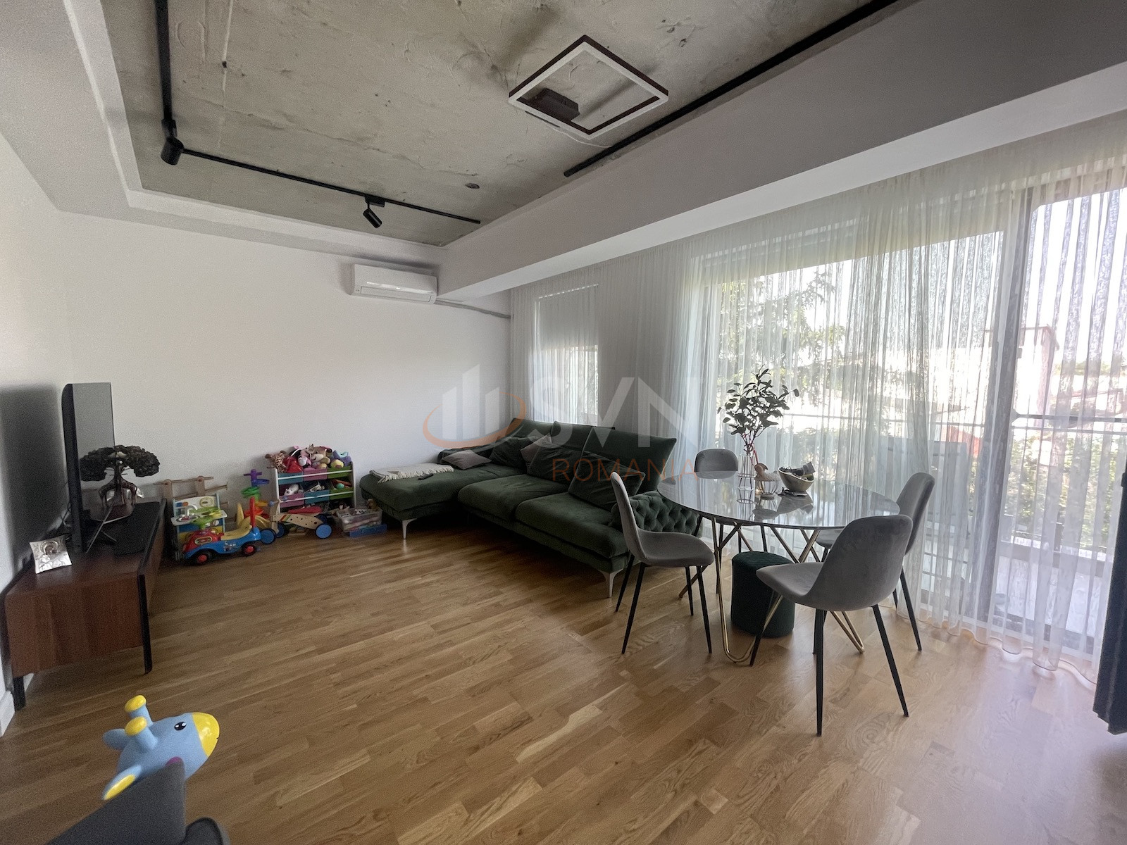 Apartament, 3 camere Bucuresti/Bucurestii Noi