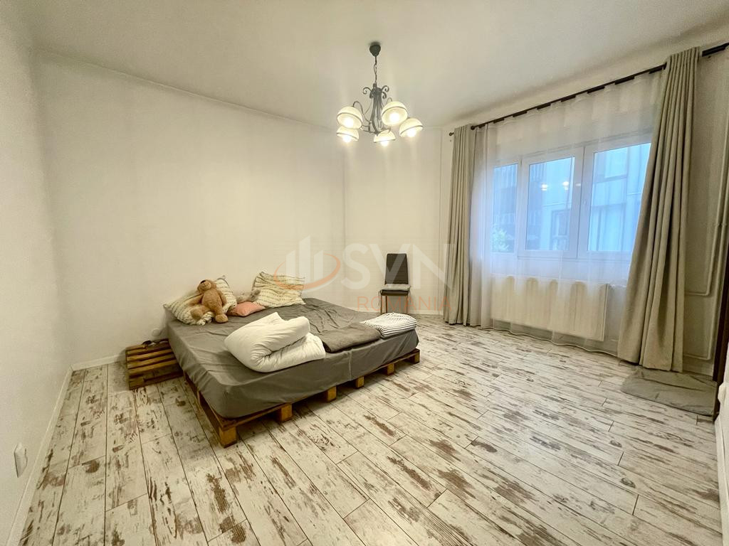 Apartament, 3 camere Bucuresti/Piata Victoriei