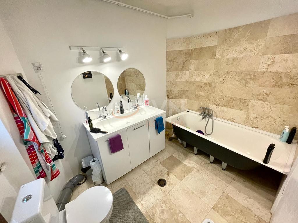 Apartament, 3 camere Bucuresti/Piata Victoriei