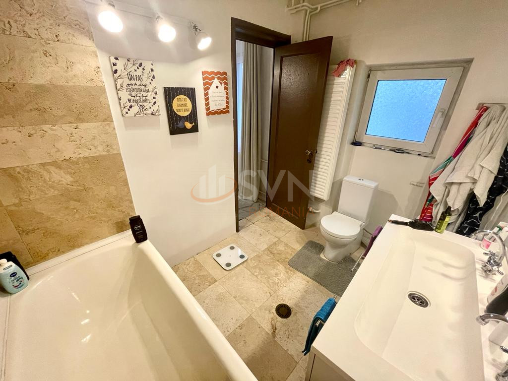 Apartament, 3 camere Bucuresti/Piata Victoriei