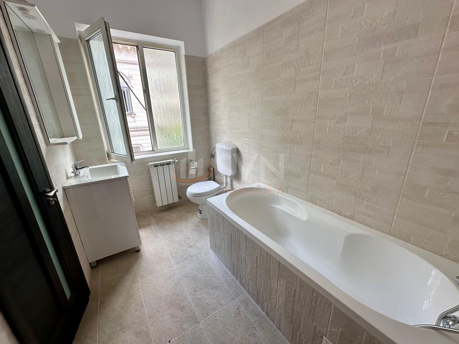 Apartament, 3 camere Bucuresti/Universitate (s1)