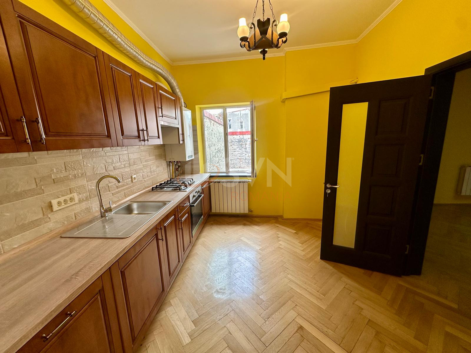Apartament, 3 camere Bucuresti/Universitate (s1)