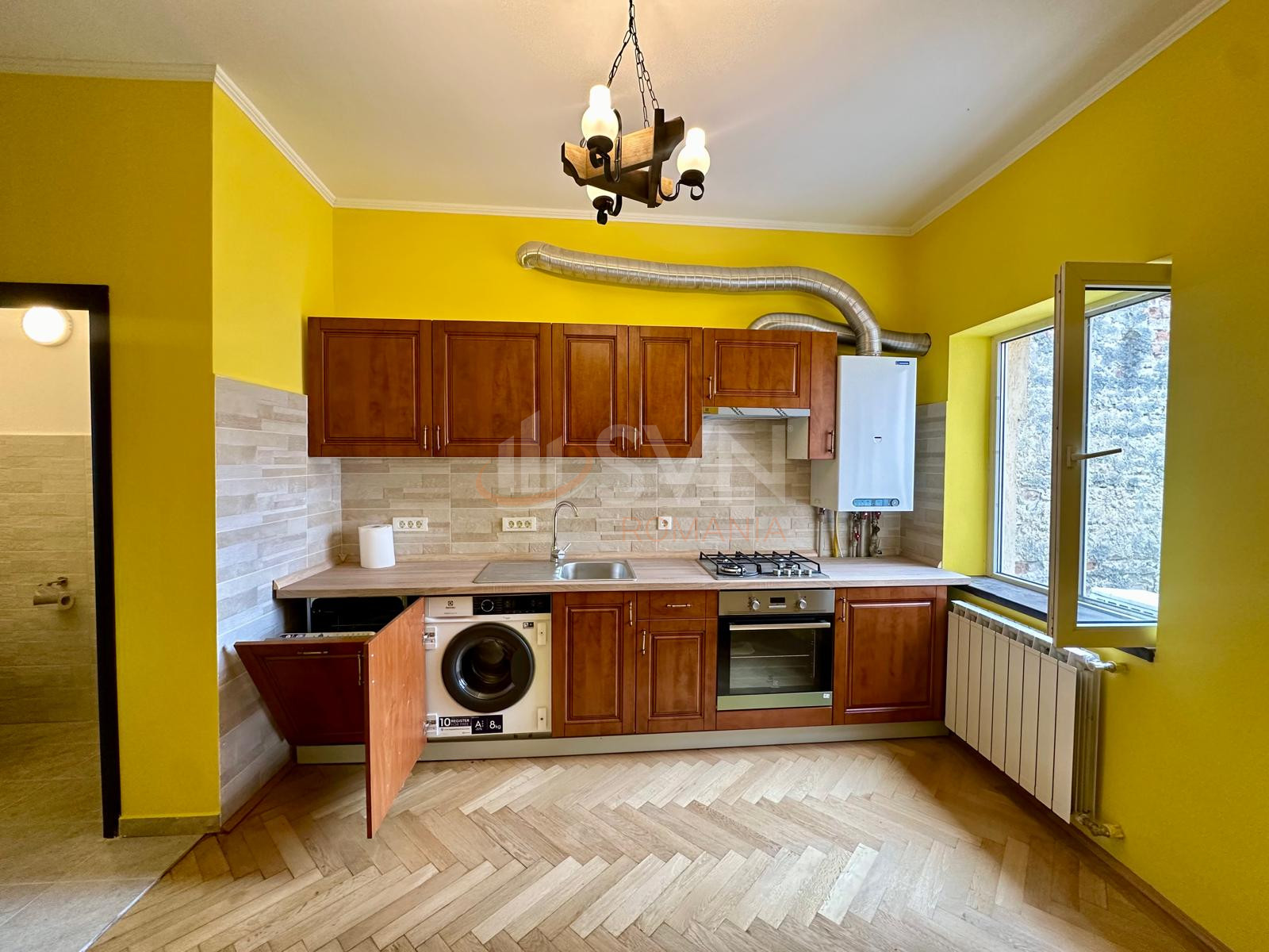 Apartament, 3 camere Bucuresti/Universitate (s1)