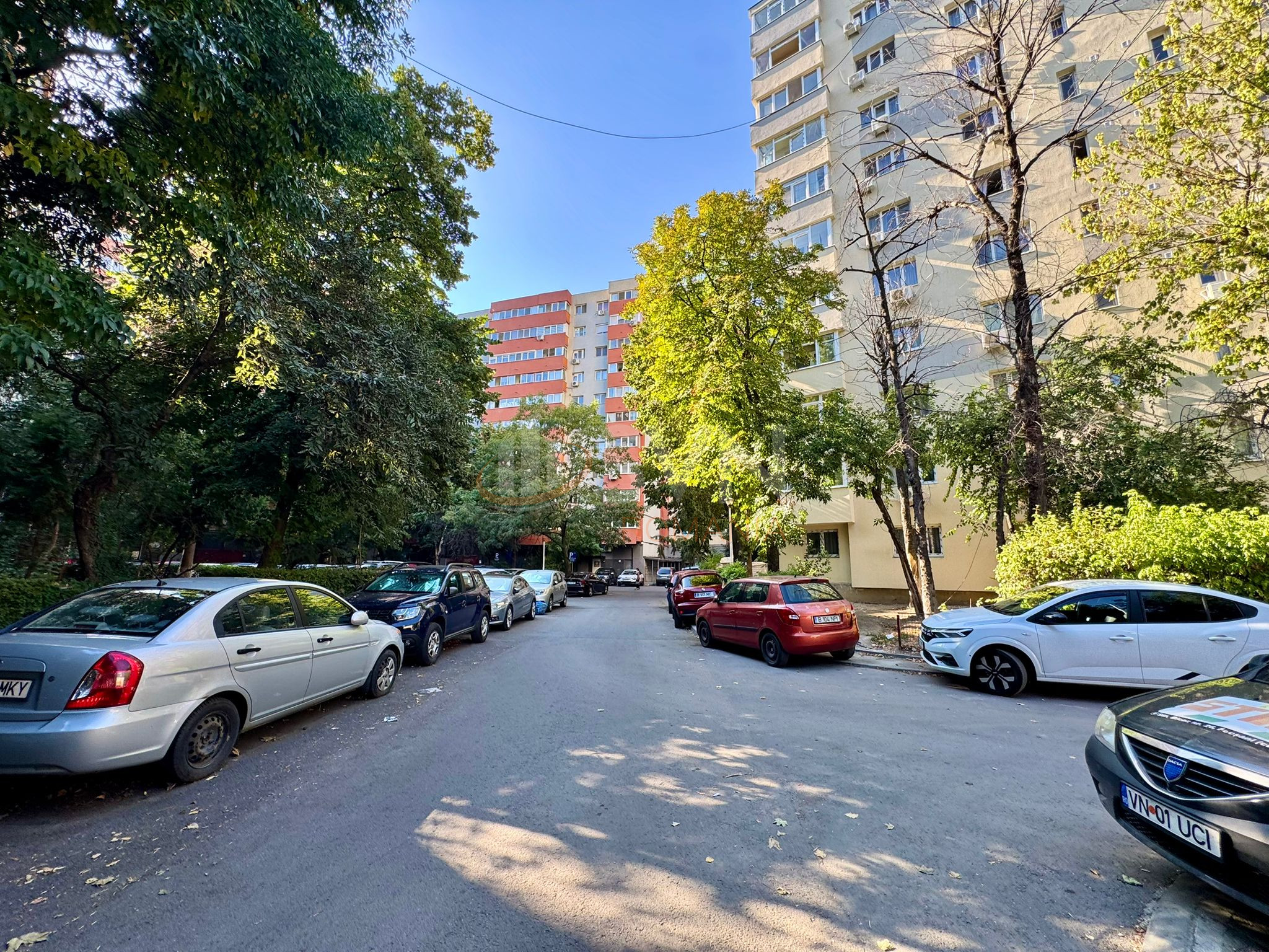 Apartament, 3 camere Bucuresti/Lacul Tei