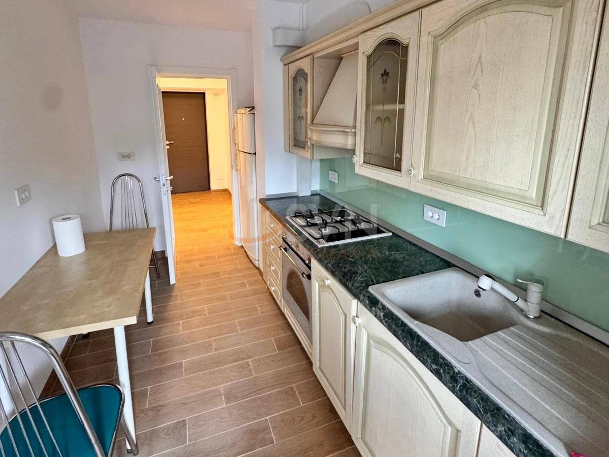 Apartament, 3 camere Bucuresti/Piata Unirii (s3)