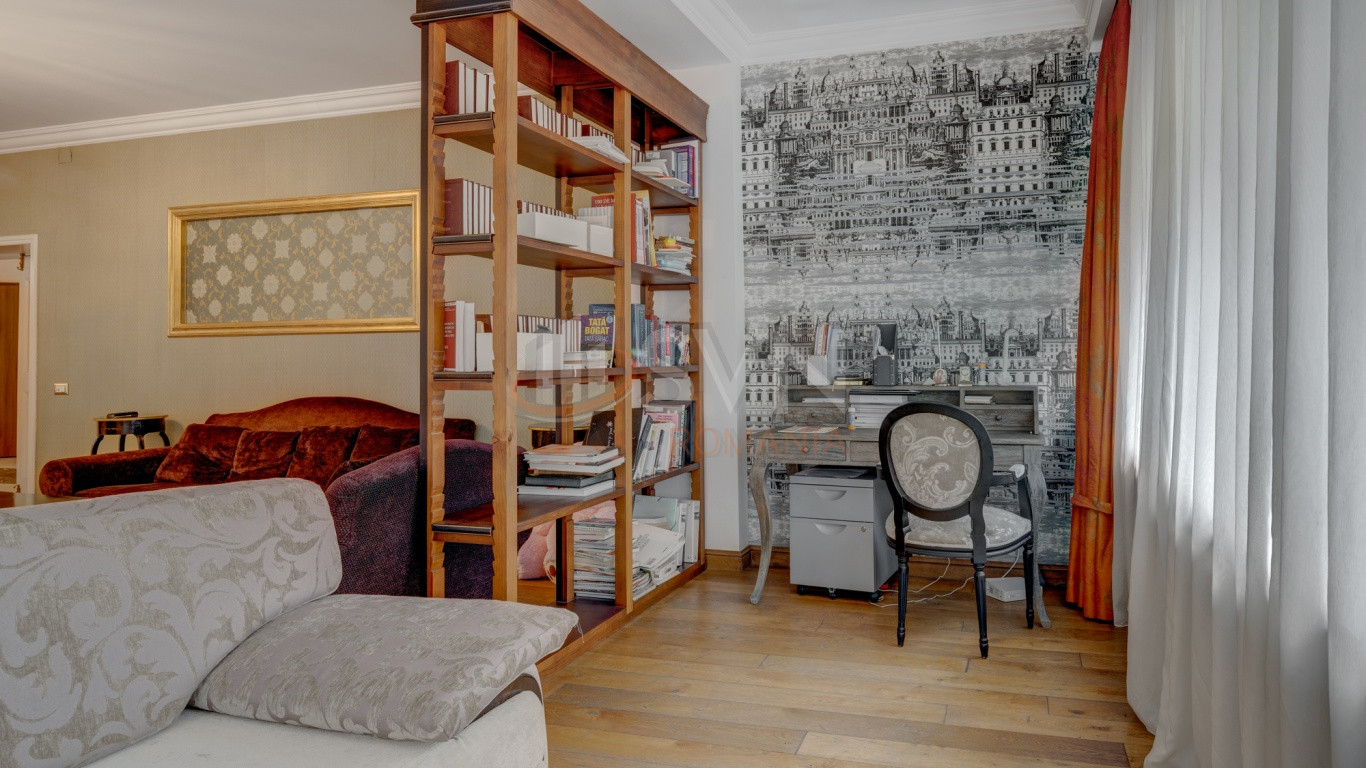 Apartament, 3 camere Bucuresti/Primaverii