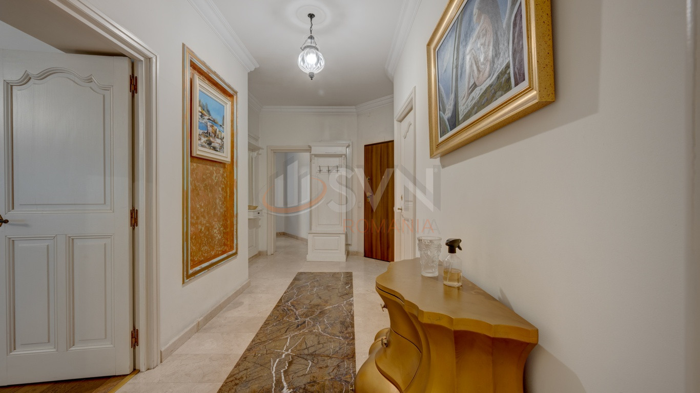 Apartament, 3 camere Bucuresti/Primaverii