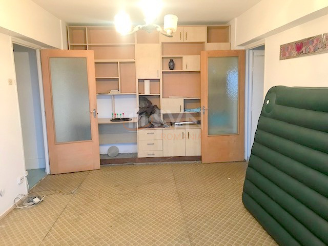 Apartament, 3 camere Bucuresti/Baba Novac