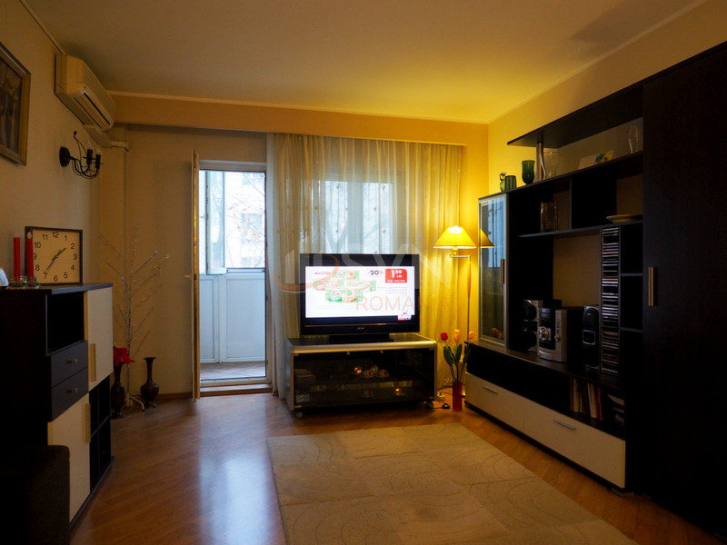 Apartament, 3 camere Bucuresti/1 Mai