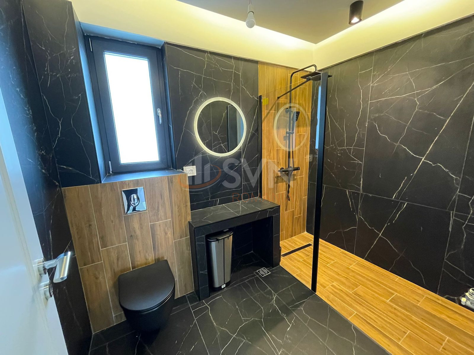 Apartament, 3 camere Bucuresti/Damaroaia