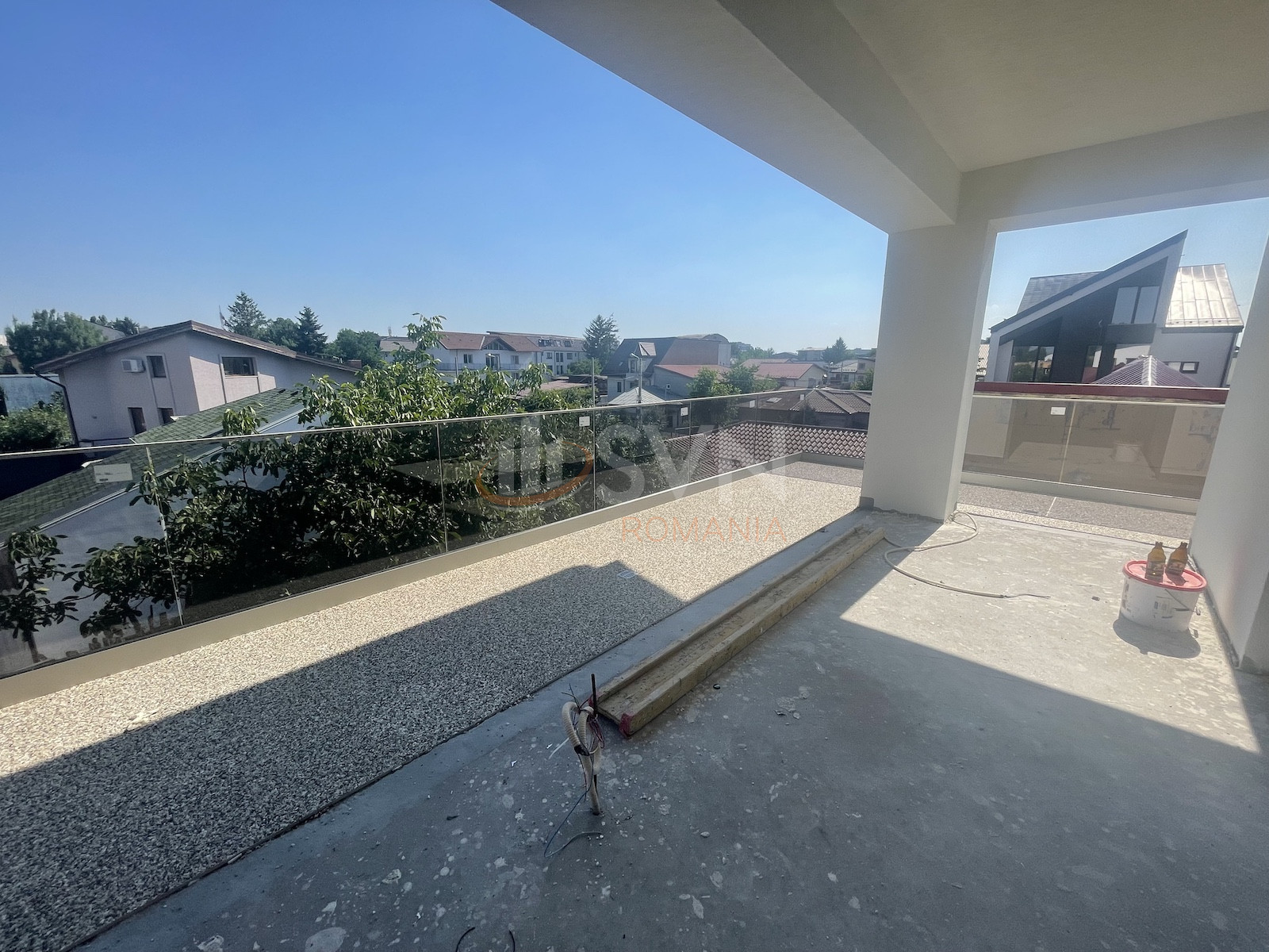 Apartament, 3 camere Bucuresti/Damaroaia