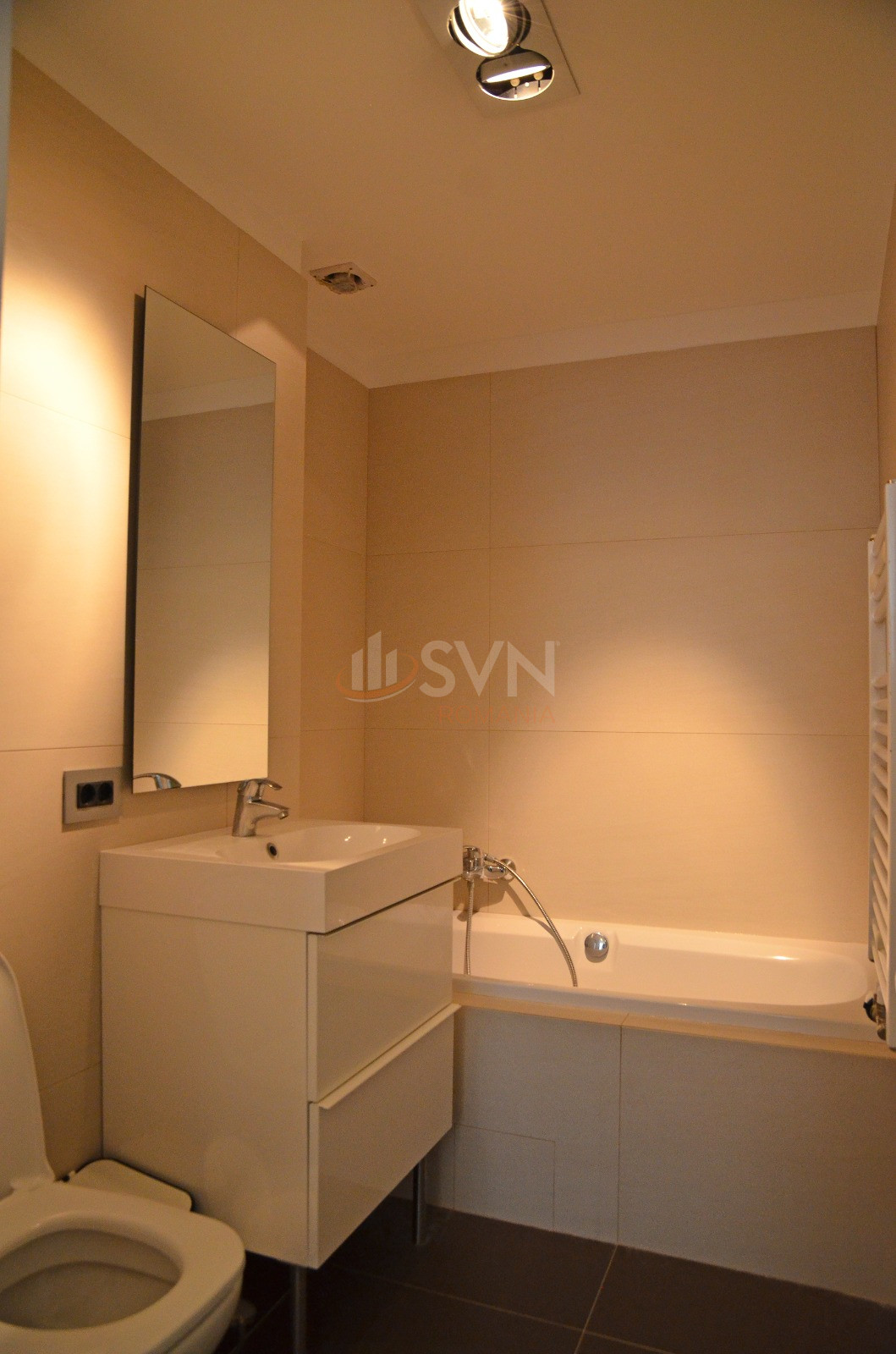 Apartament, 3 camere Bucuresti/Baneasa