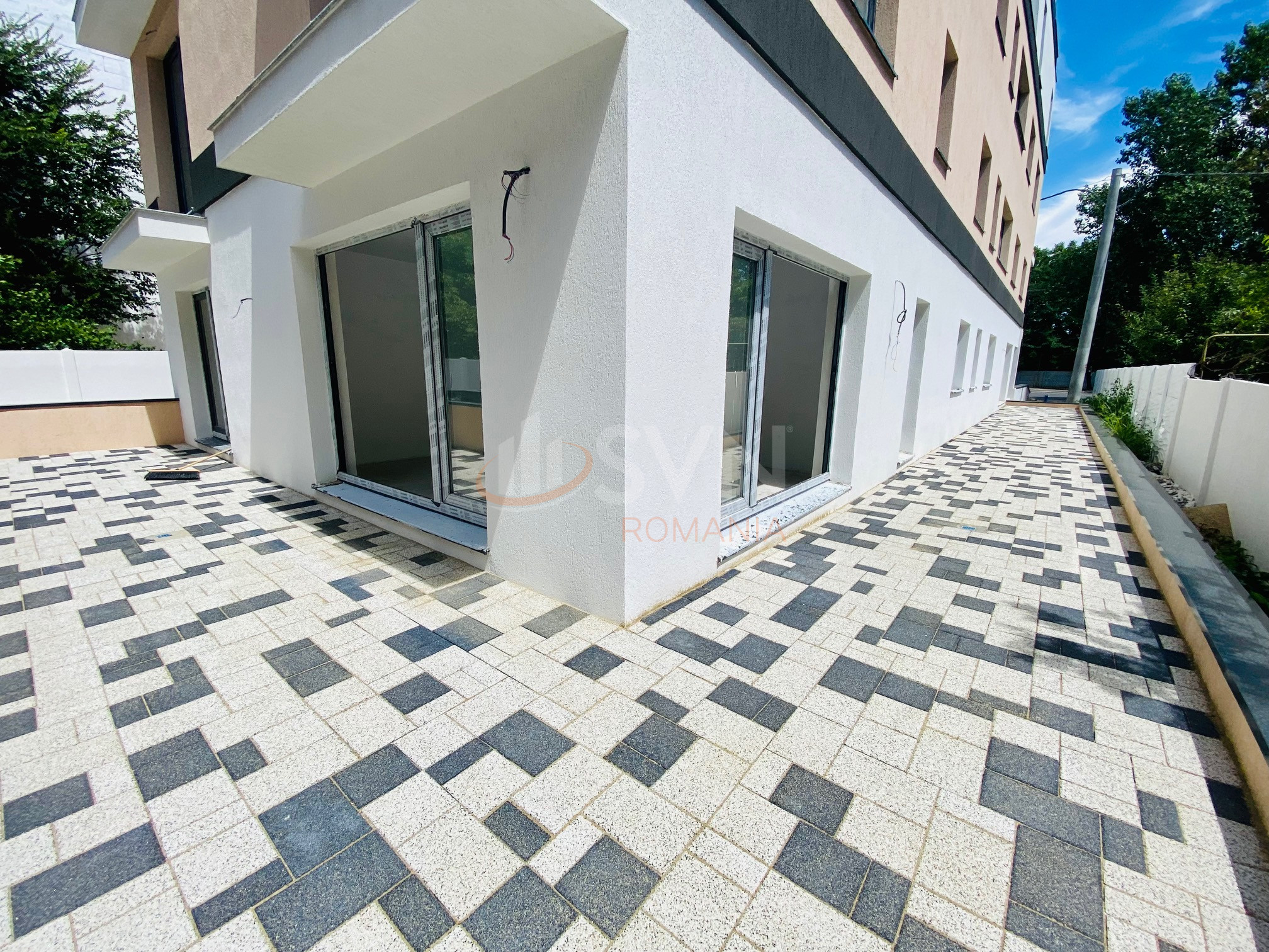 Apartament, 3 camere Bucuresti/Straulesti