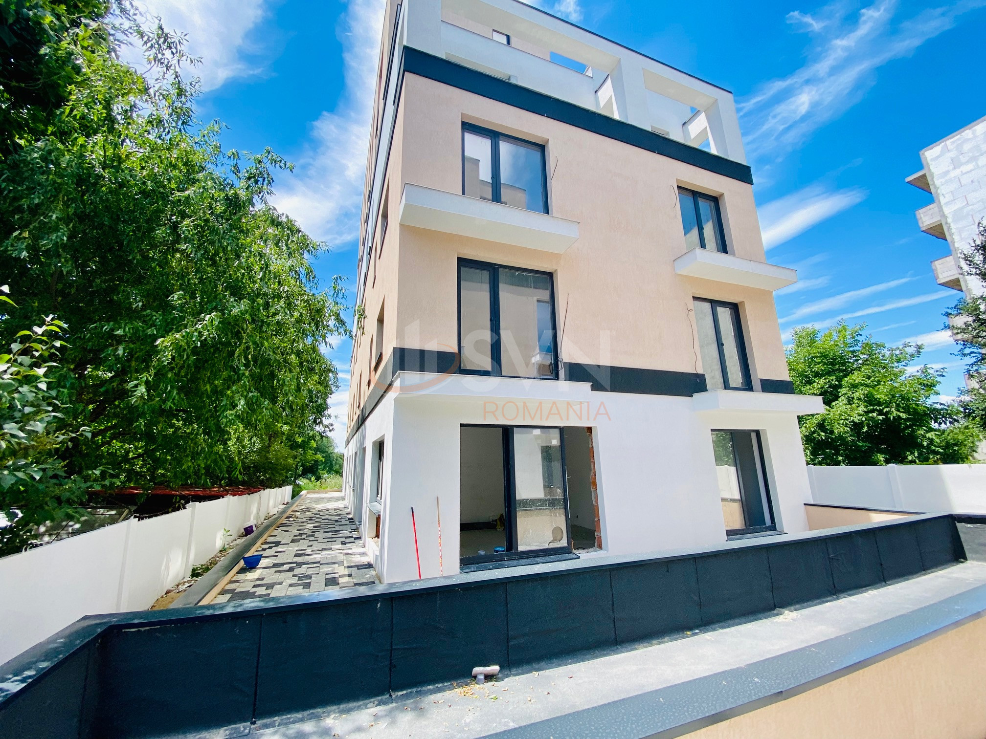 Apartament, 3 camere Bucuresti/Straulesti