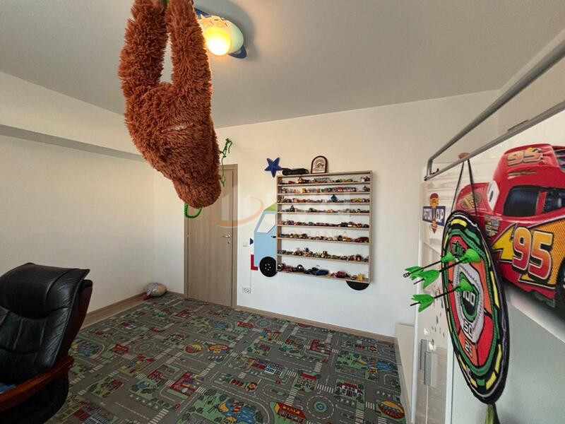 Apartament, 3 camere Bucuresti/Piata Victoriei