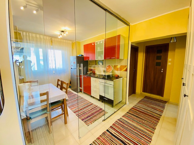 Apartament, 3 camere Bucuresti/Piata Muncii