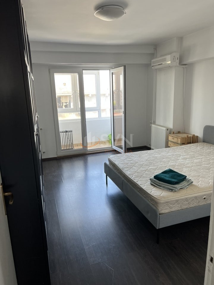 Apartament, 3 camere Bucuresti/Sfanta Vineri