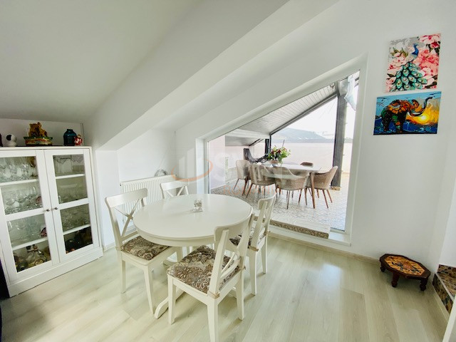 Apartament, 3 camere Bucuresti/Titan