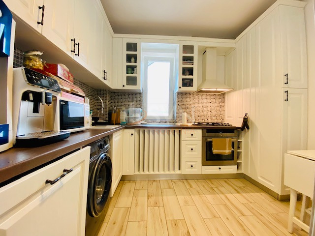 Apartament, 3 camere Bucuresti/Titan