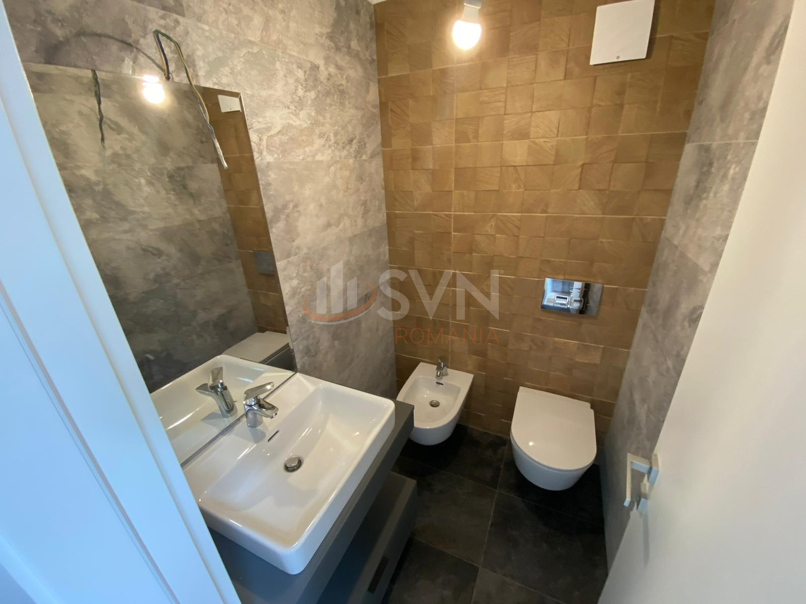 Apartament, 3 camere Bucuresti/Piata Unirii (s3)